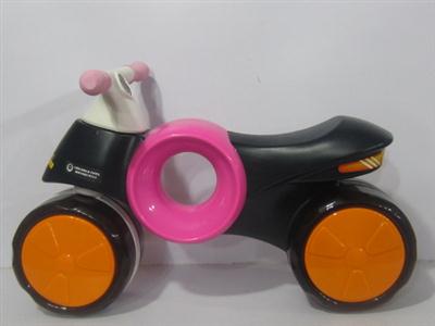 CHILD CAR