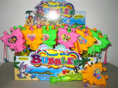 Rattle bubble wand