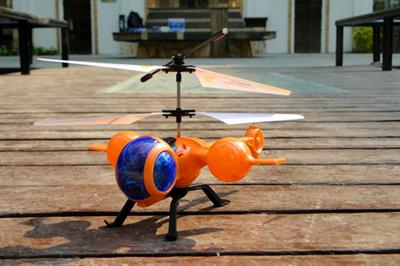 Tee DIY model remote control helicopter with gyro