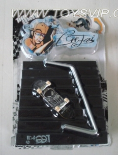 Finger skateboard props combination