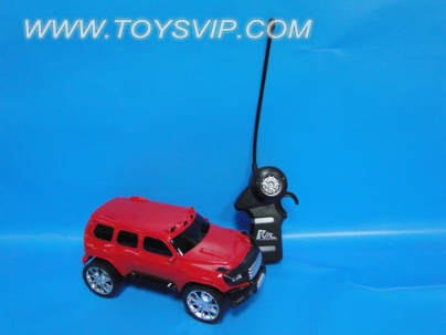 1:18 2 Mercedes-Benz off-road through there is light