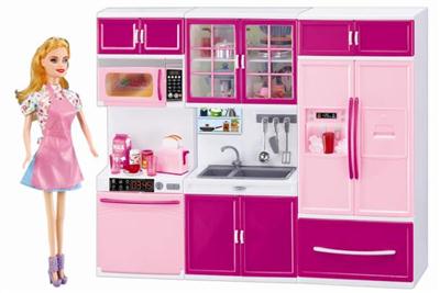 KITCHENWARE WITH BARBIE