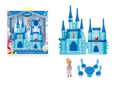 Castle + tables and chairs small Barbie