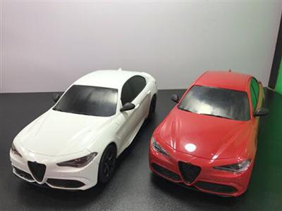 1：18 Alfa Romeo Giulia Quadrifoglio