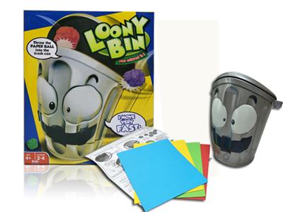 AA bin (loony), garbage cans, toys (4 without a bag)