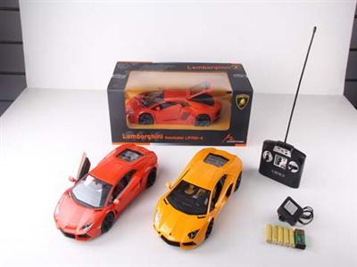 1:14授权兰博基尼艾文塔多LP700(自动开门)