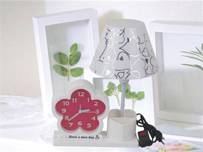 Pen lamp clock