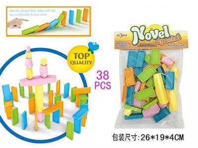 38 pieces of dominoes