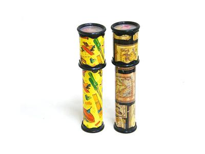 Double glass glass lens pirate, wooden horse pattern kaleidoscope