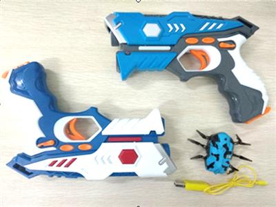 Double gun spider suit