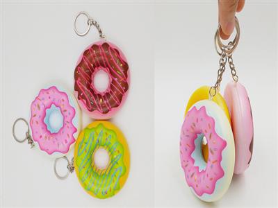 慢回弹PU甜甜圈钥匙扣