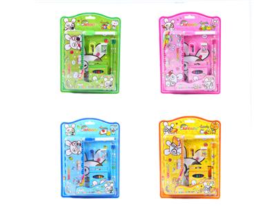 Stationery set (not infringing)
