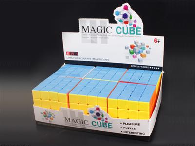 Fourth-order solid color cube
