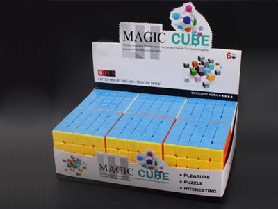 Fifth-order solid color cube