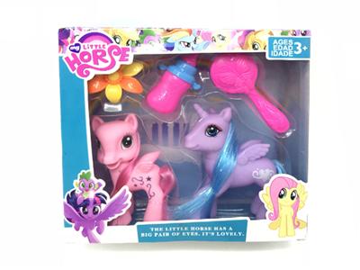 两只搪胶小马宝莉带梳子发夹带奶瓶