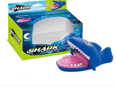 Biting shark (English)