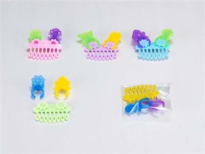 Cartoon comb with 2 rings