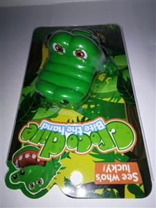迷你鳄鱼拔牙