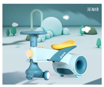 扭扭车