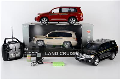 1:14四通道遥控正版授权丰田陆地巡洋舰LAND CRUISER车模,带前后灯.(包电6V+9V-英文版)