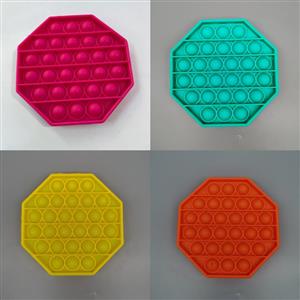 Silicone Octagonal Thinking Chess