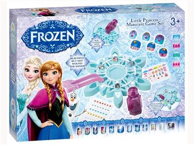 Ice and snow manicure set